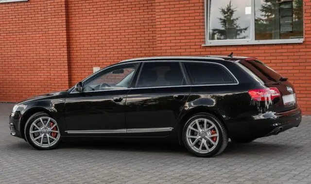 AUDI A6 Avant 