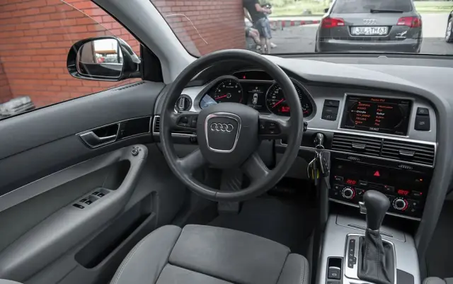 AUDI A6 Avant 