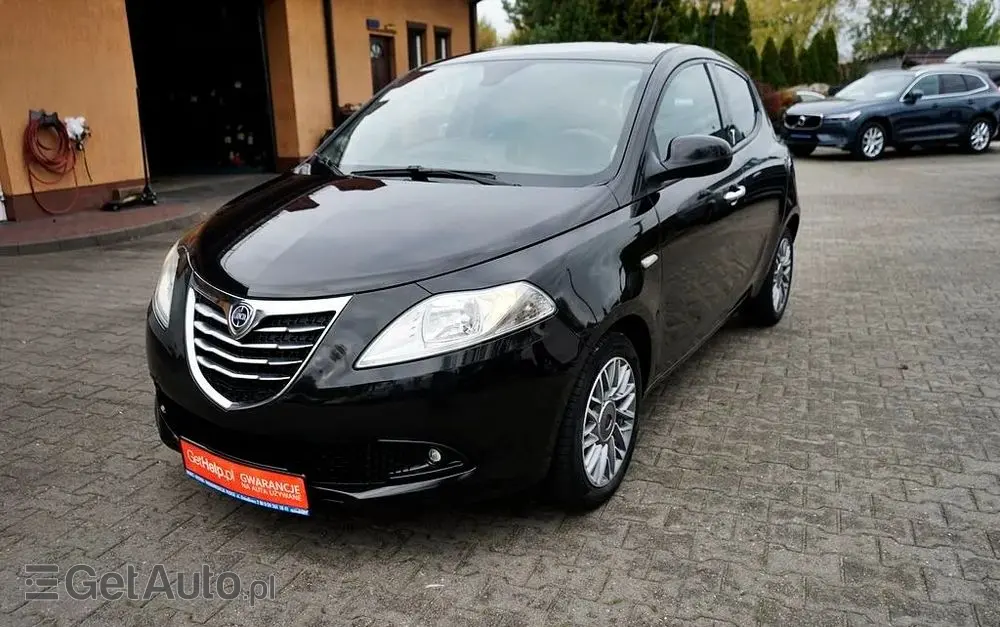 LANCIA Ypsilon Y 0.9 TwinAir Turbo 8V Gold