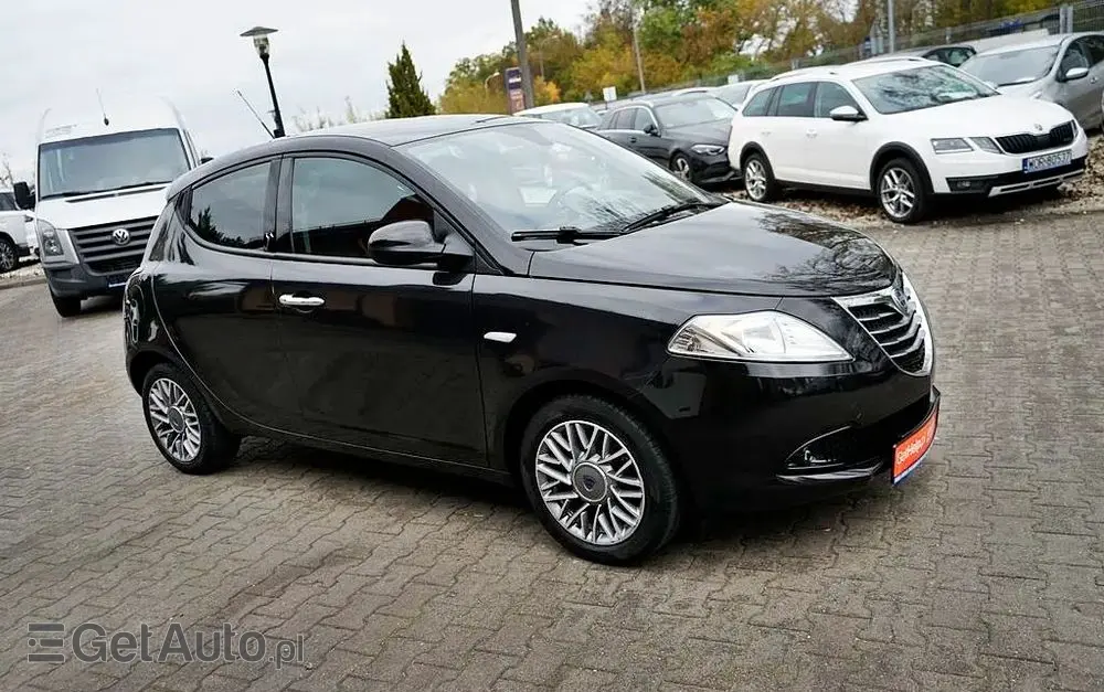 LANCIA Ypsilon Y 0.9 TwinAir Turbo 8V Gold