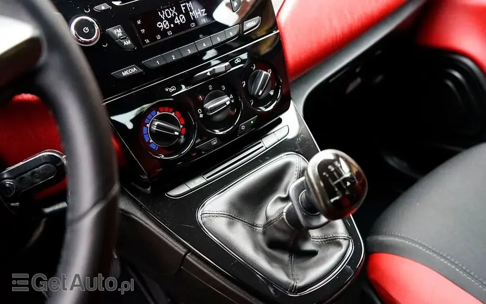 LANCIA Ypsilon Y 0.9 TwinAir Turbo 8V Gold