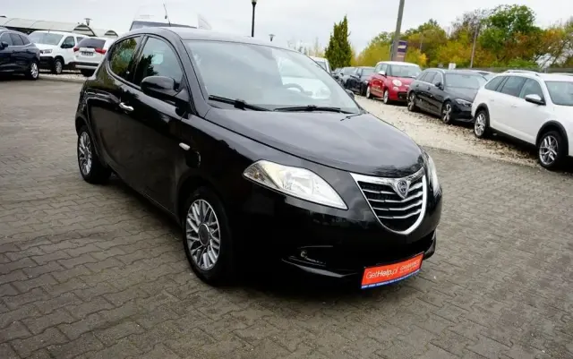 LANCIA Ypsilon Y 0.9 TwinAir Turbo 8V Gold