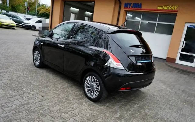 LANCIA Ypsilon Y 0.9 TwinAir Turbo 8V Gold