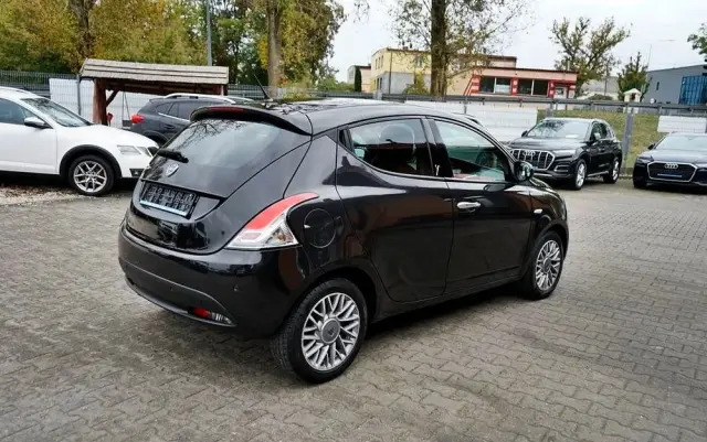 LANCIA Ypsilon Y 0.9 TwinAir Turbo 8V Gold