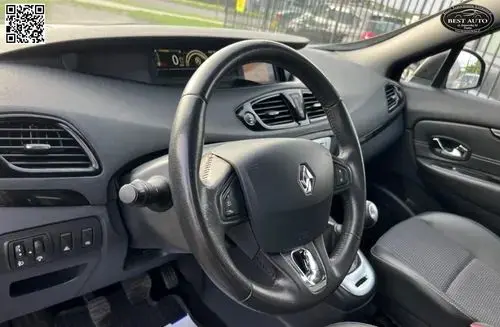 RENAULT Scenic 