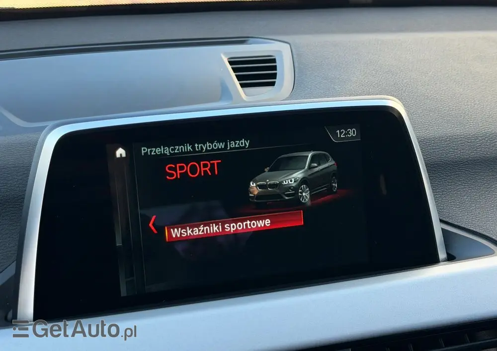 BMW X1 SDrive18i Advantage