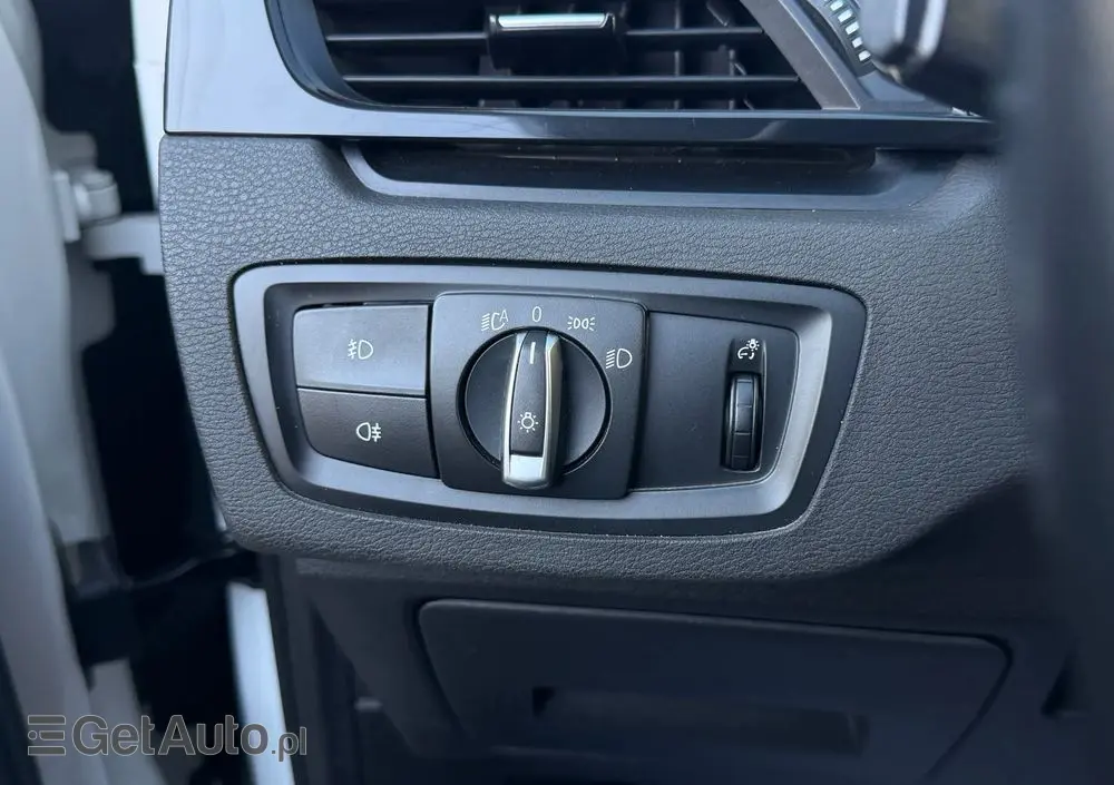 BMW X1 SDrive18i Advantage