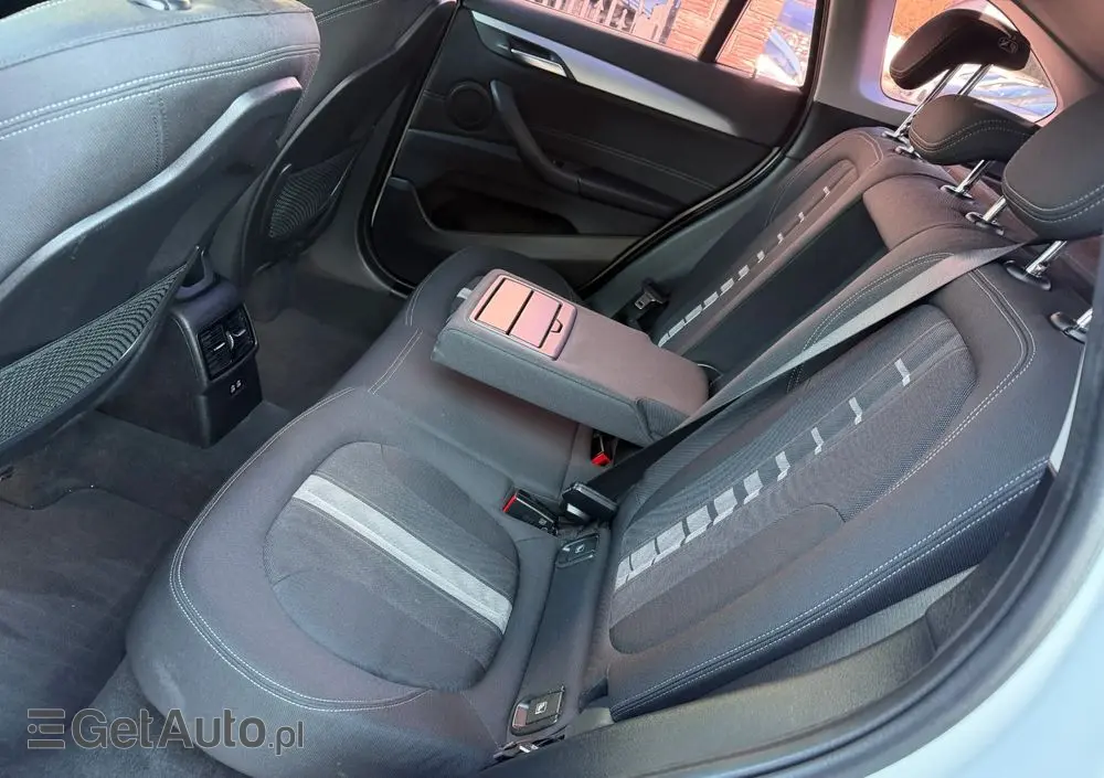 BMW X1 SDrive18i Advantage