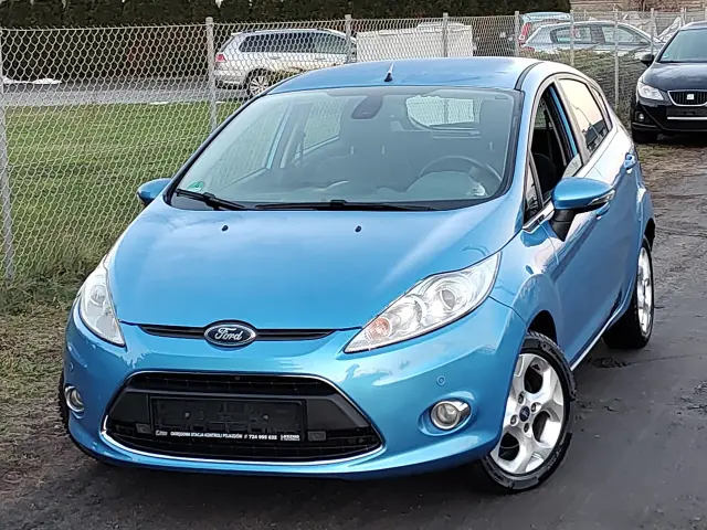 FORD Fiesta Titanium