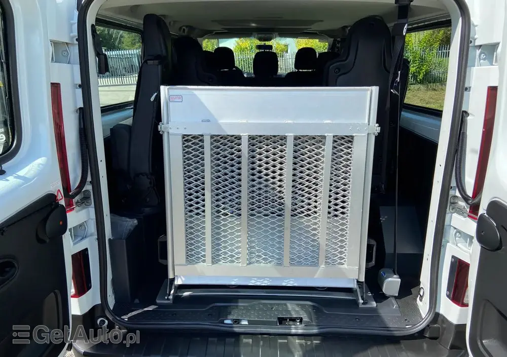 RENAULT Trafic 