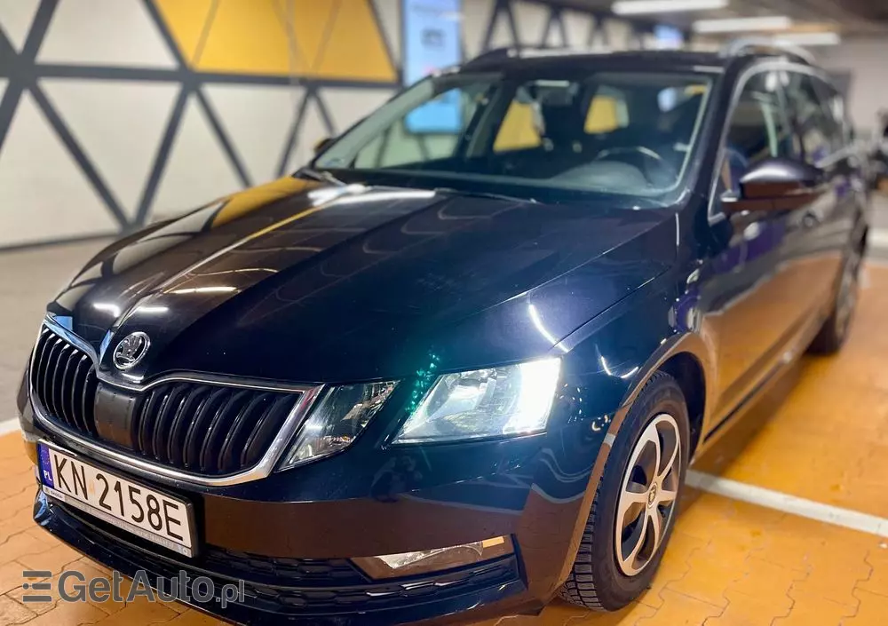 SKODA Octavia 1.0 TSI GPF Active
