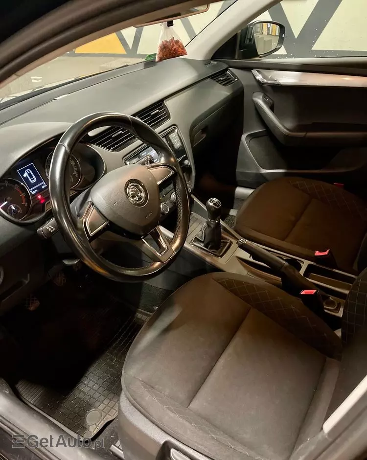 SKODA Octavia 1.0 TSI GPF Active