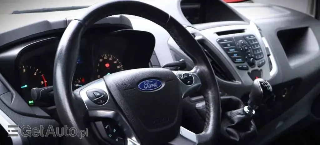 FORD Tourneo 