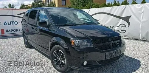 DODGE Caravan 