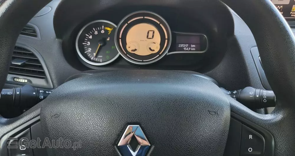 RENAULT Megane 1.6 16V 100 Expression