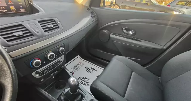 RENAULT Megane 1.6 16V 100 Expression