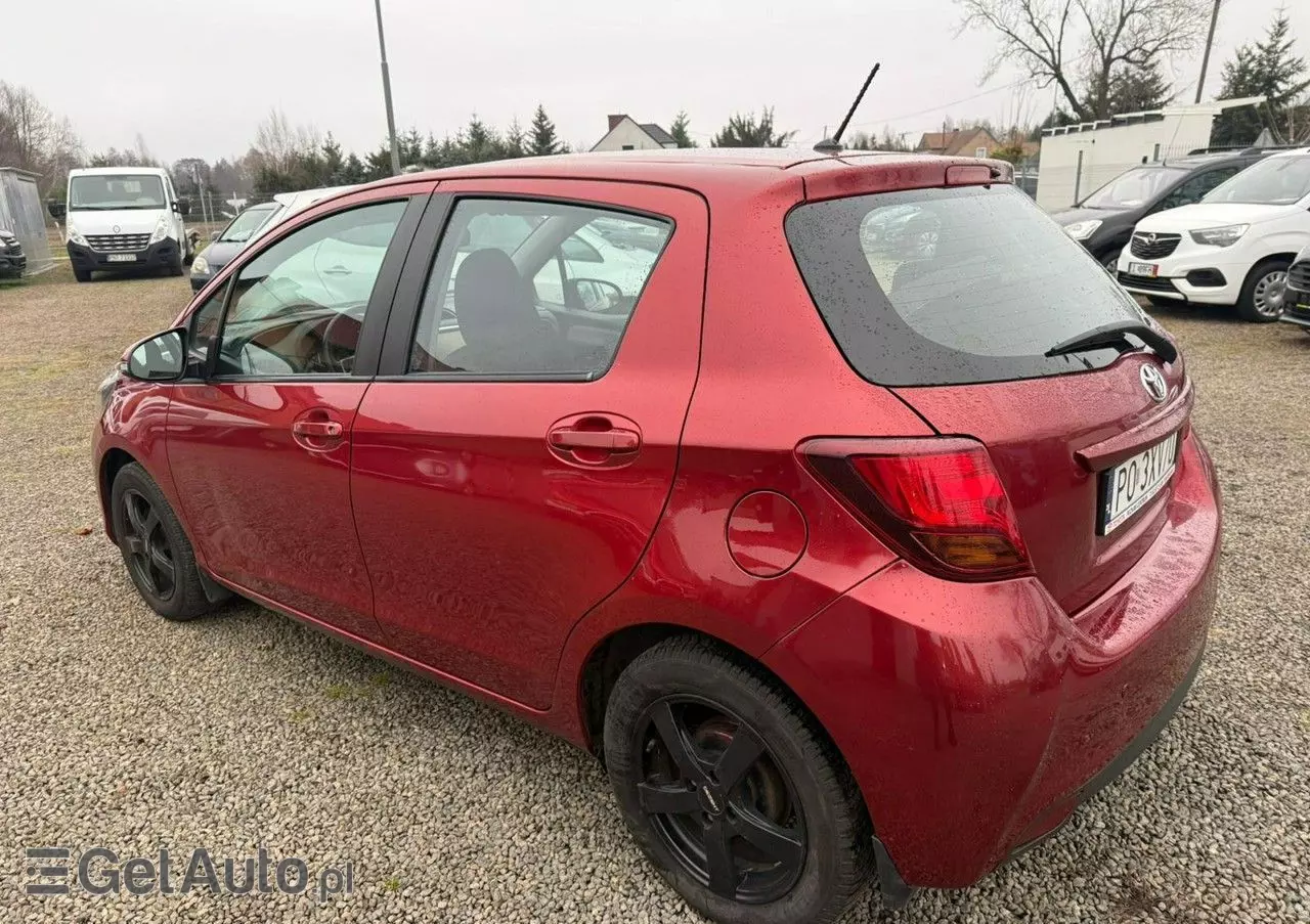 TOYOTA Yaris 