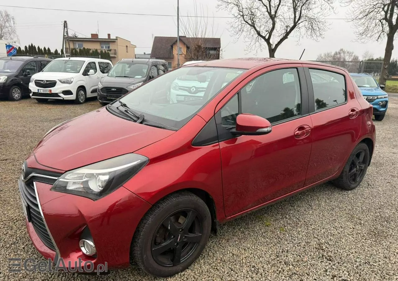 TOYOTA Yaris 
