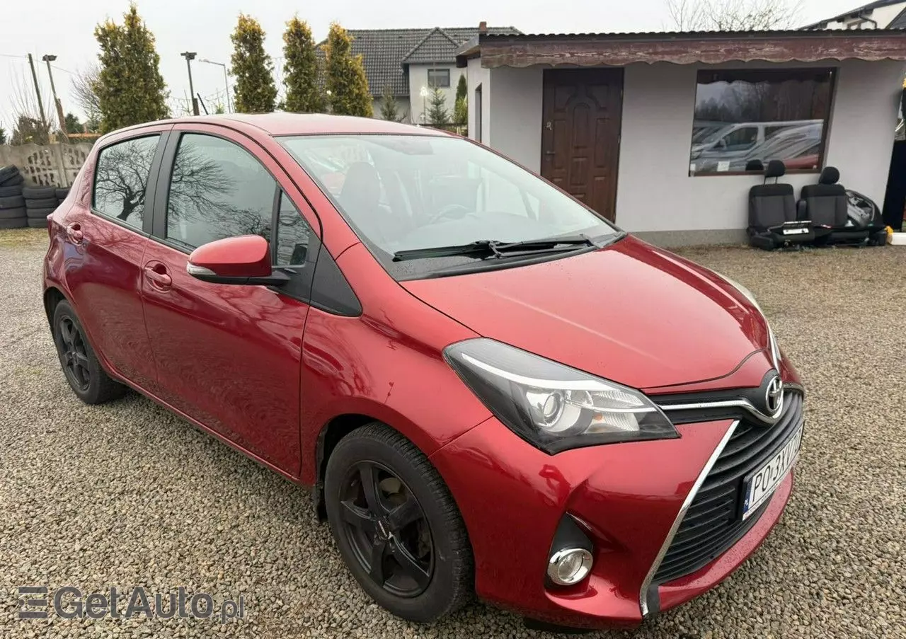 TOYOTA Yaris 