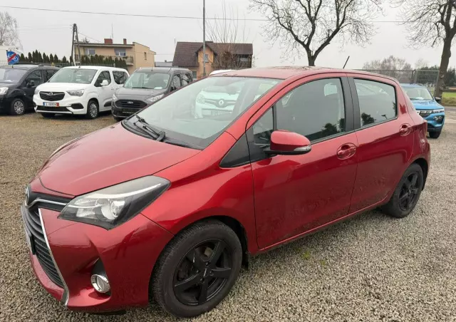 TOYOTA Yaris 