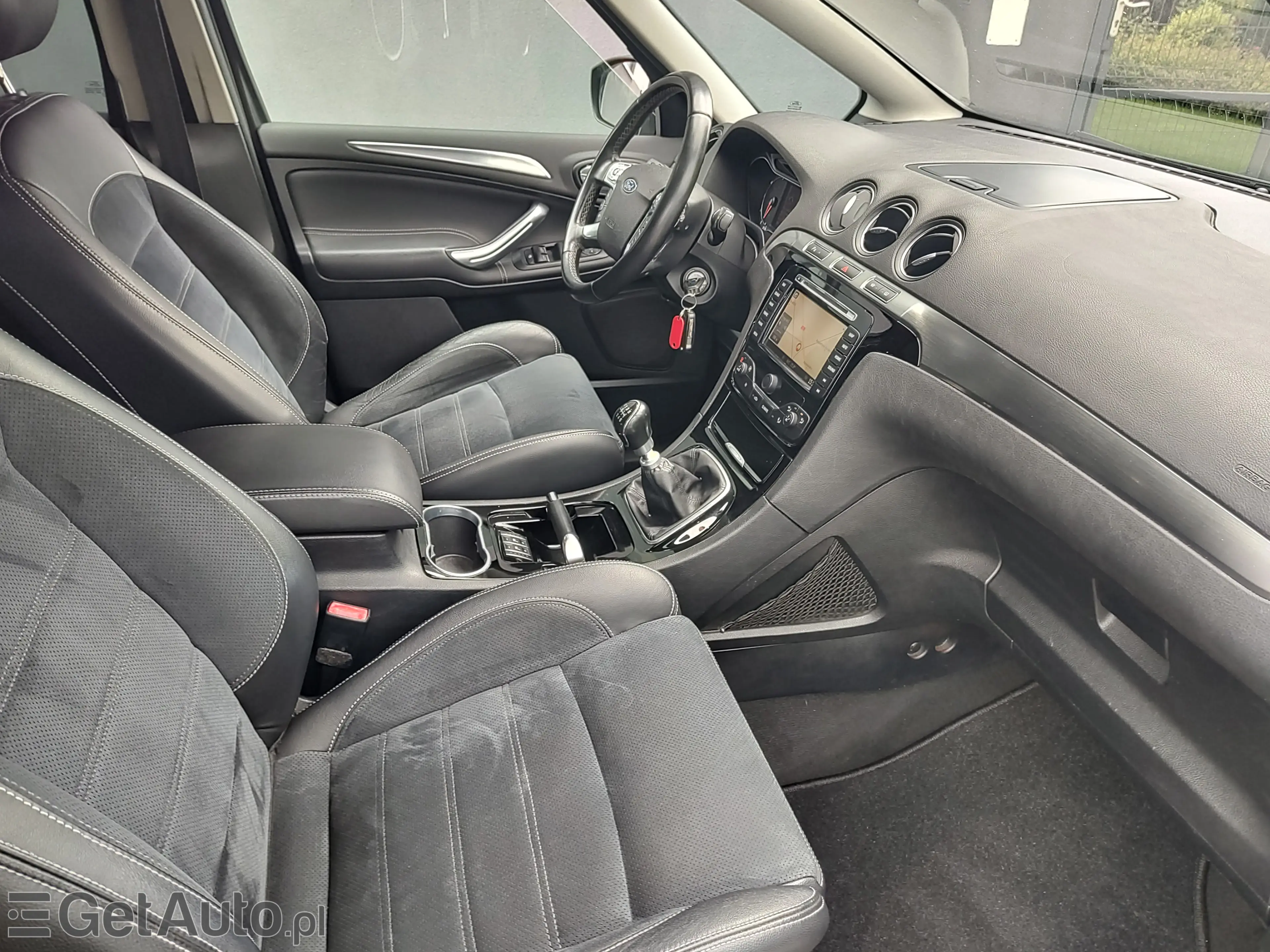 FORD S-Max Titanium