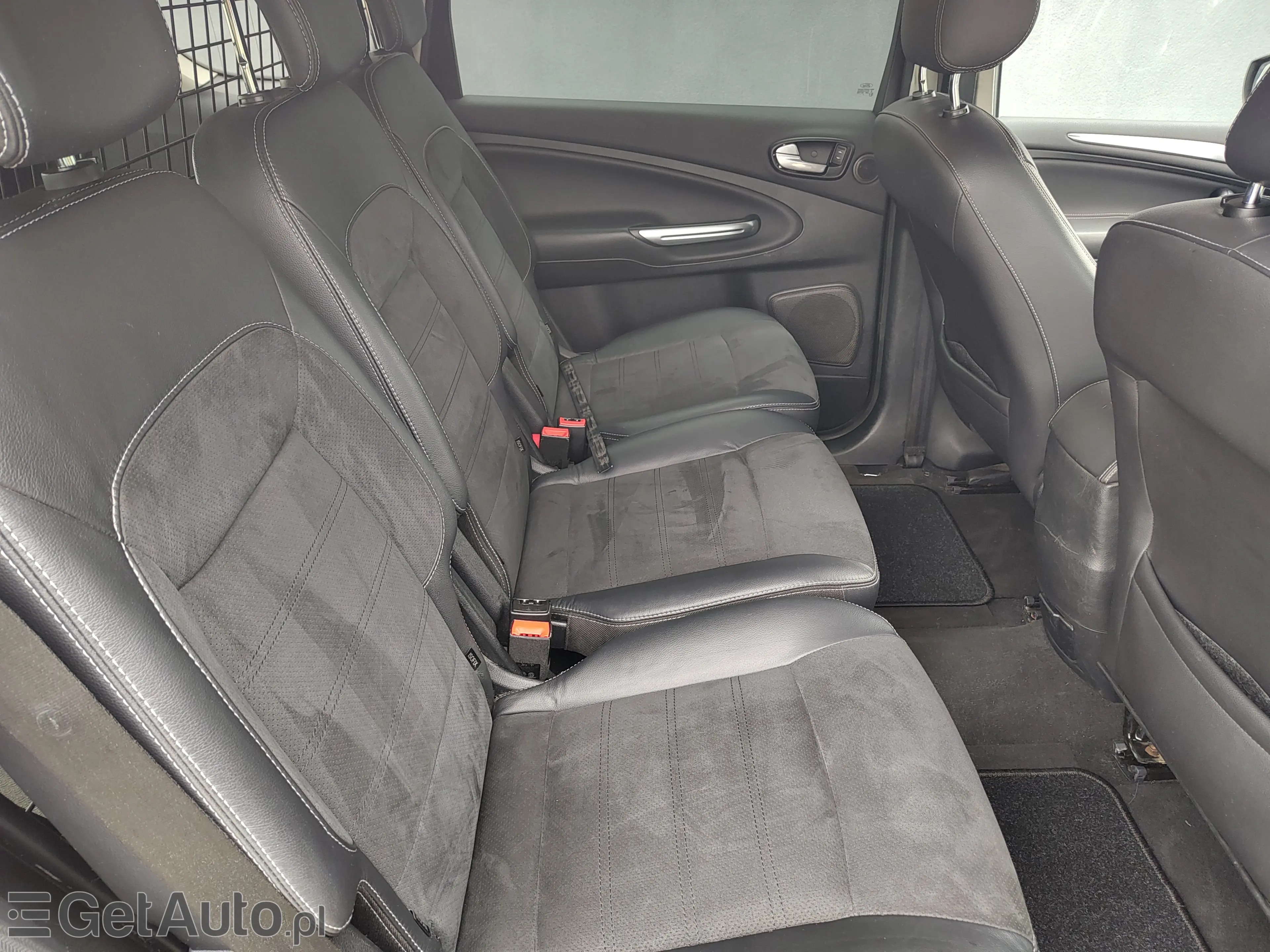 FORD S-Max Titanium