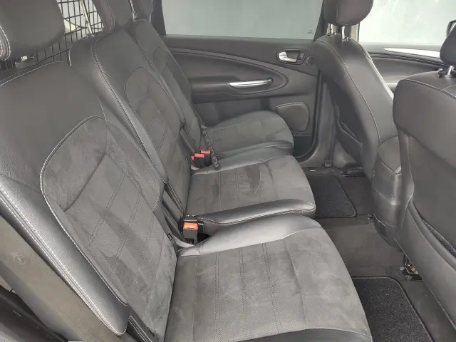 FORD S-Max Titanium