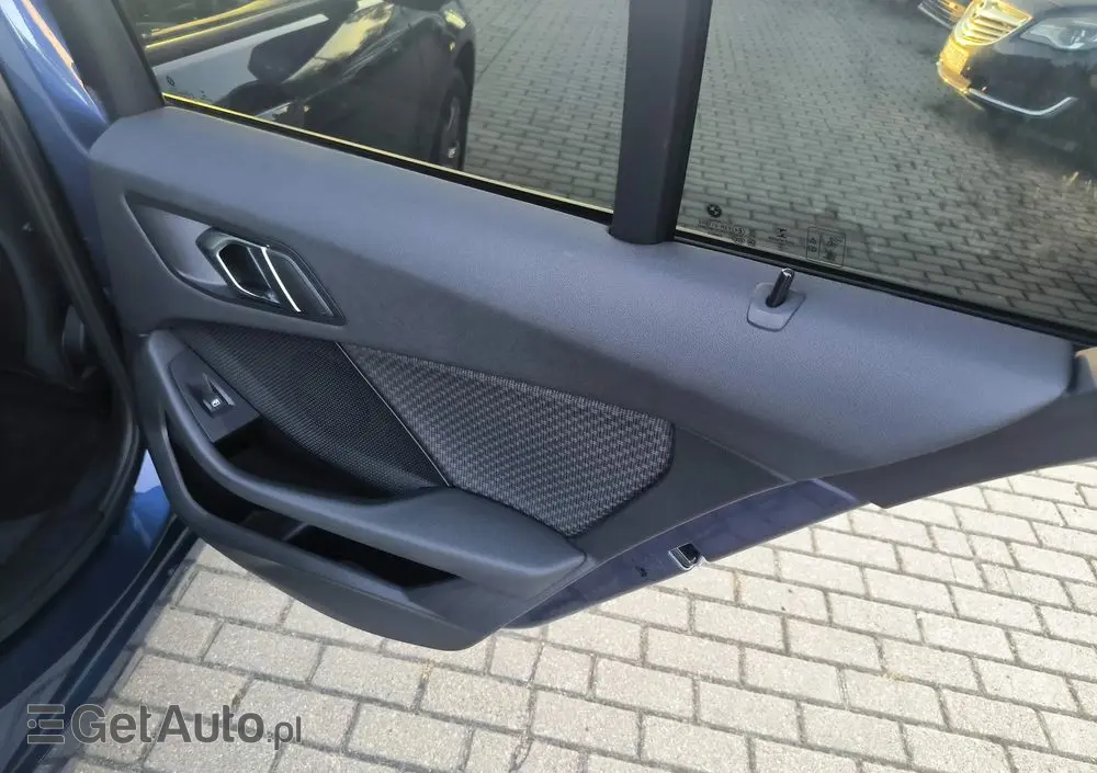 BMW Seria 1 116d Sport Line