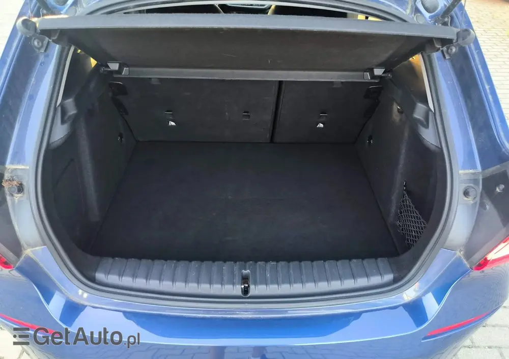 BMW Seria 1 116d Sport Line