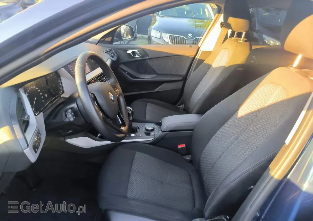 BMW Seria 1 116d Sport Line
