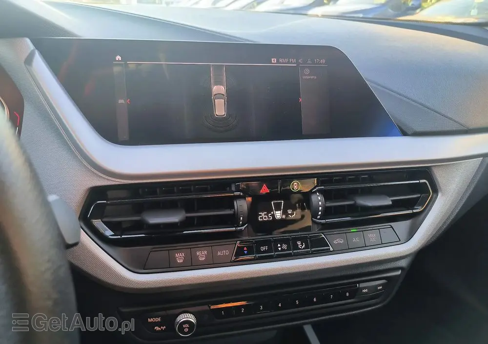 BMW Seria 1 116d Sport Line