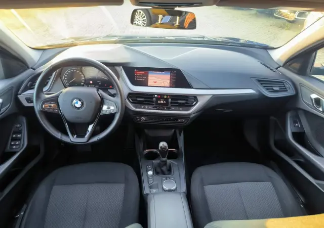 BMW Seria 1 116d Sport Line