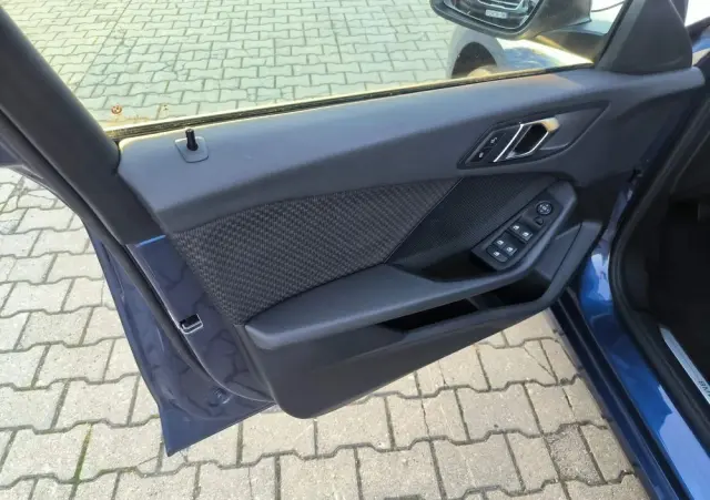 BMW Seria 1 116d Sport Line