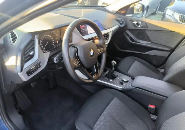 BMW Seria 1 116d Sport Line