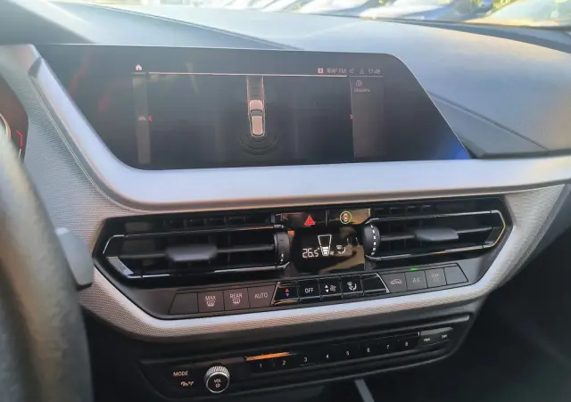 BMW Seria 1 116d Sport Line