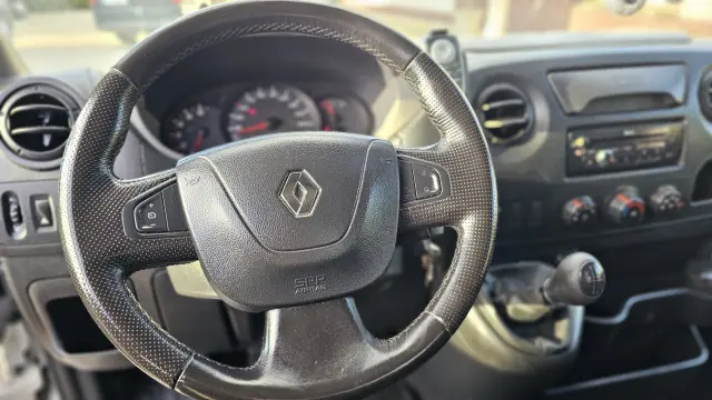 RENAULT Master 
