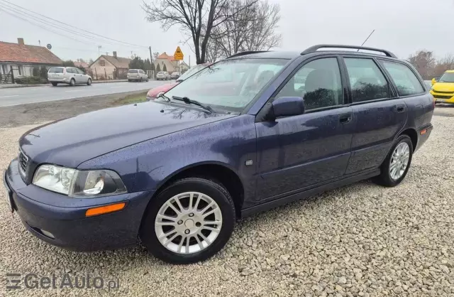 VOLVO V40 1.8 16V (115 KM)