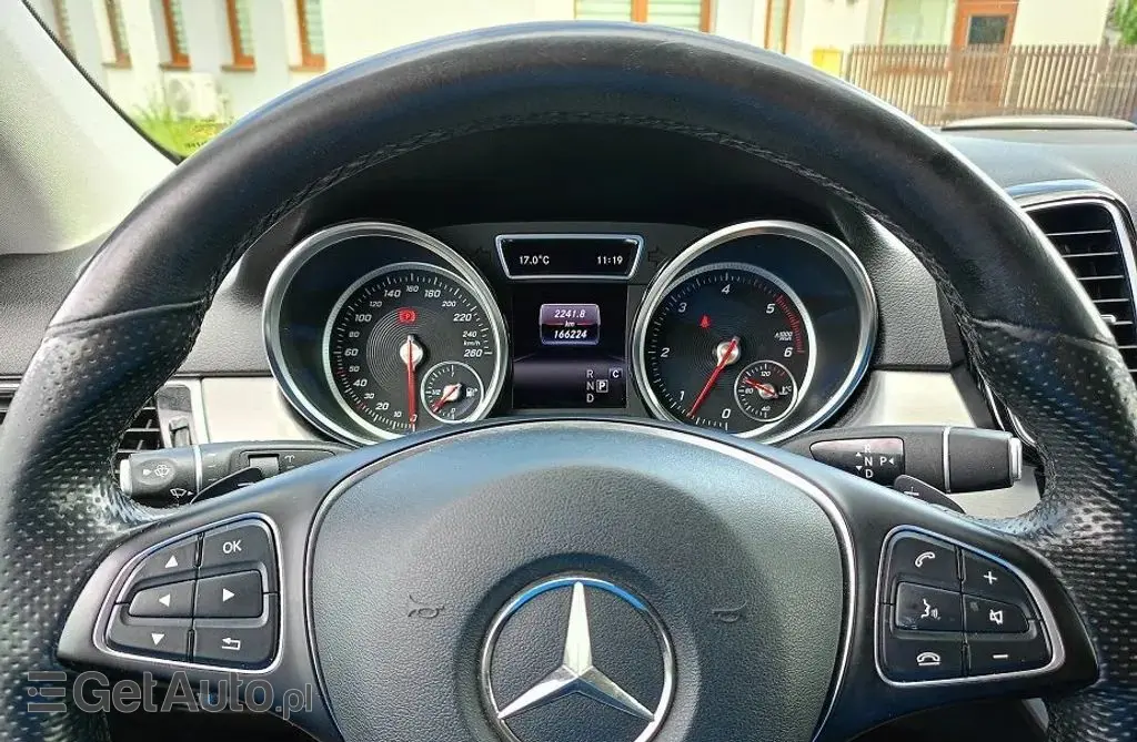 MERCEDES-BENZ GLE 