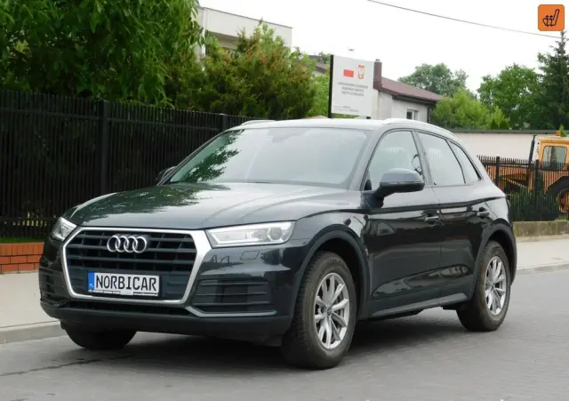 AUDI Q5 2.0 TDI Design