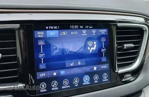 CHRYSLER Pacifica 