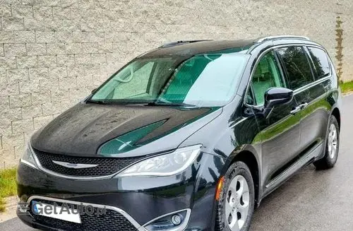 CHRYSLER Pacifica 