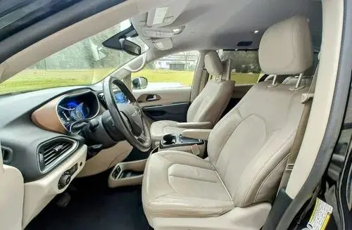CHRYSLER Pacifica 
