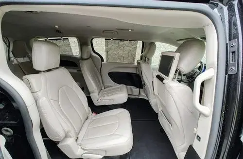 CHRYSLER Pacifica 