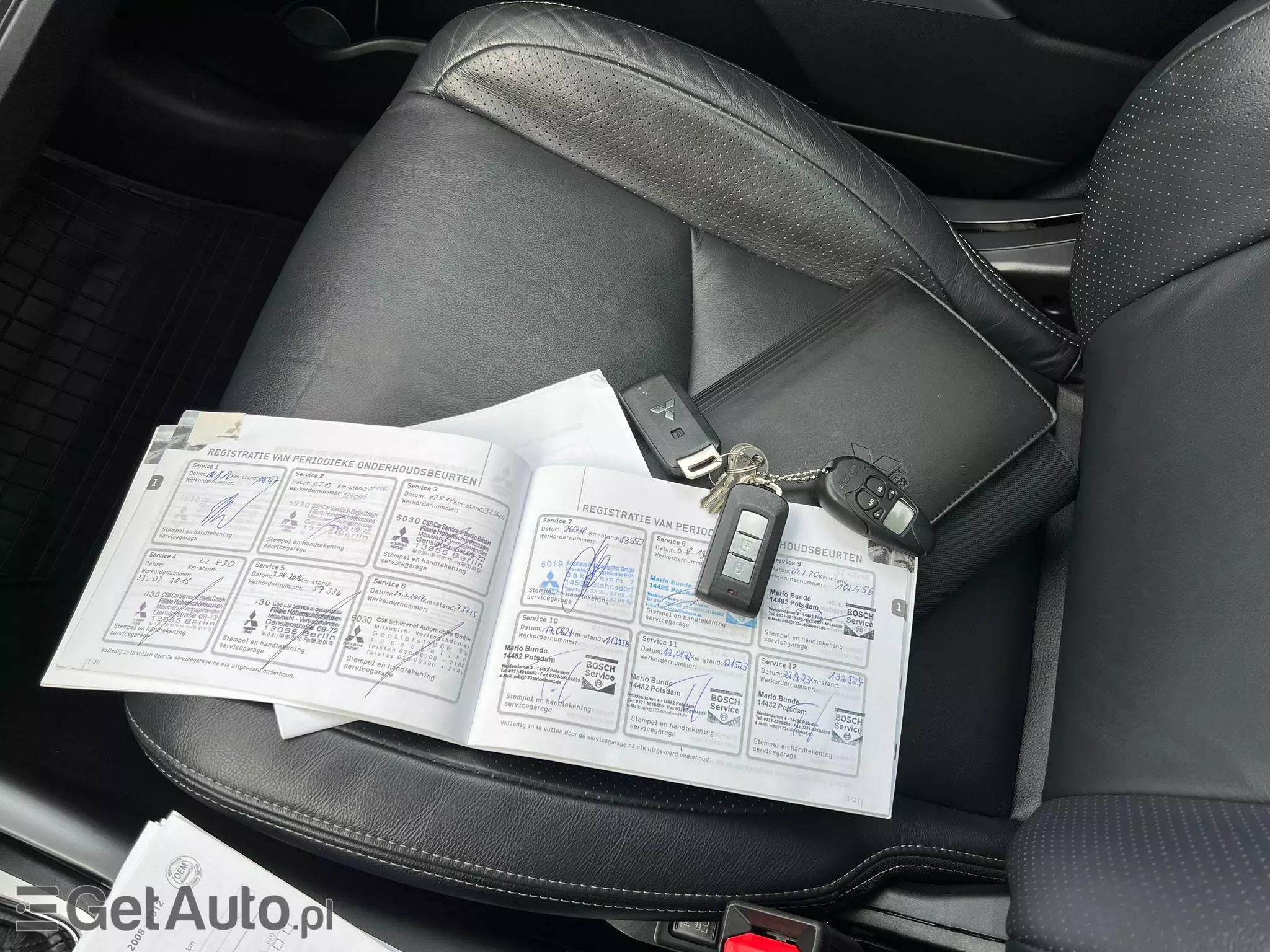 MITSUBISHI Outlander Intense+ 4WD Aut.