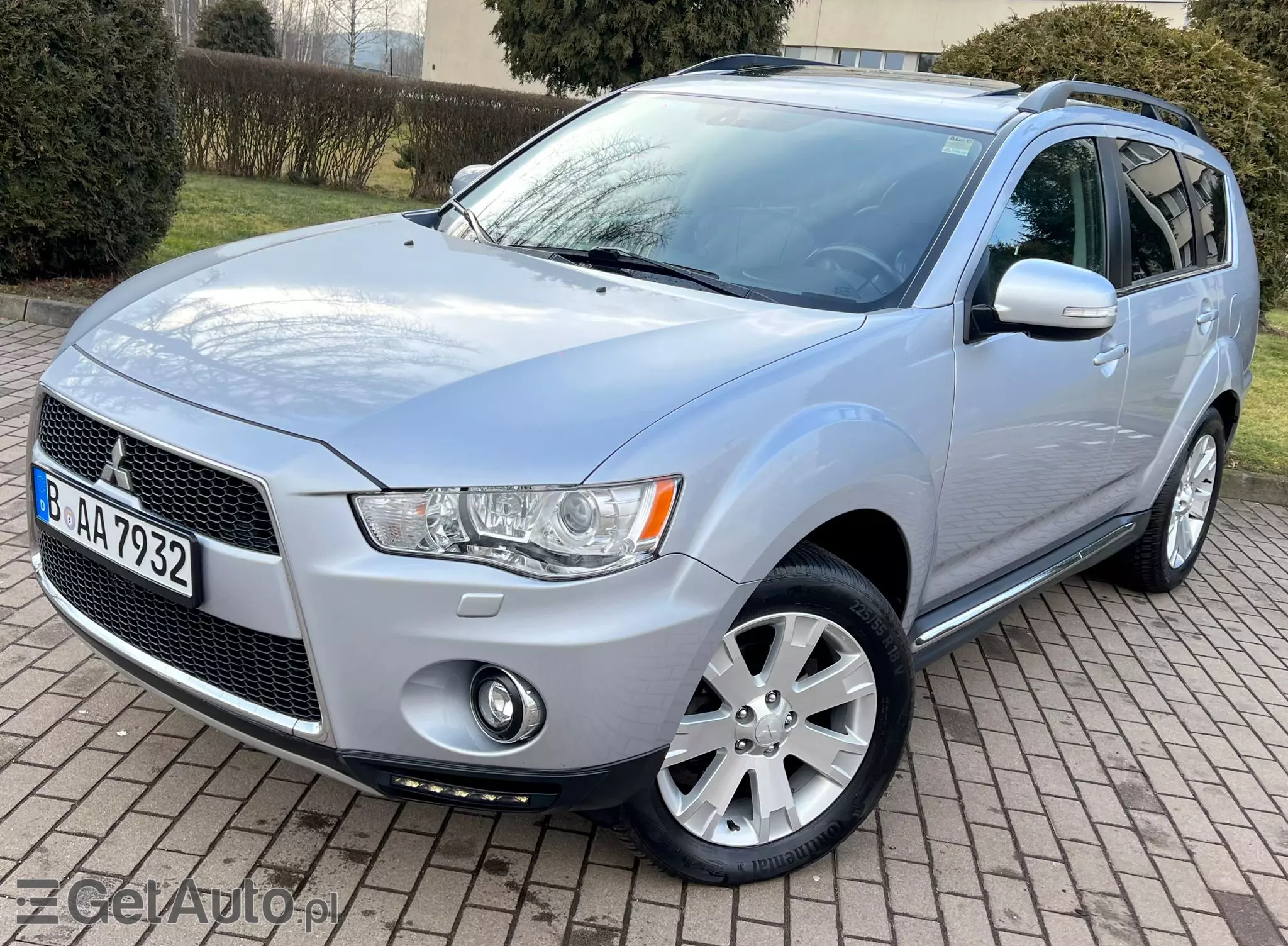 MITSUBISHI Outlander Intense+ 4WD Aut.