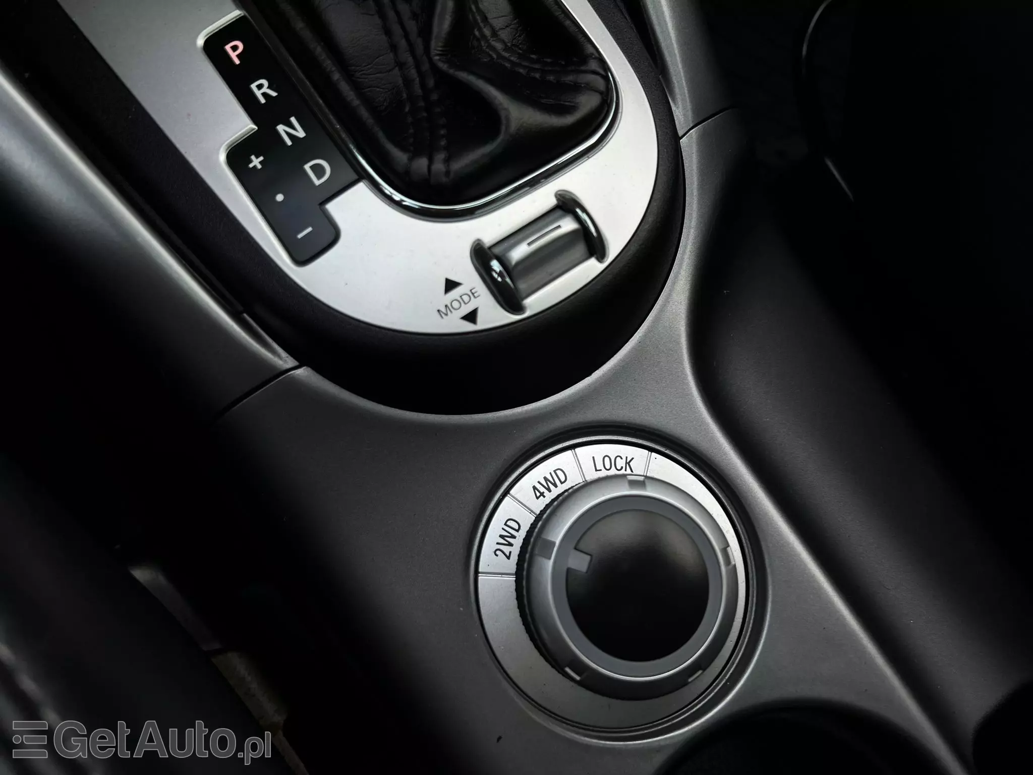 MITSUBISHI Outlander Intense+ 4WD Aut.