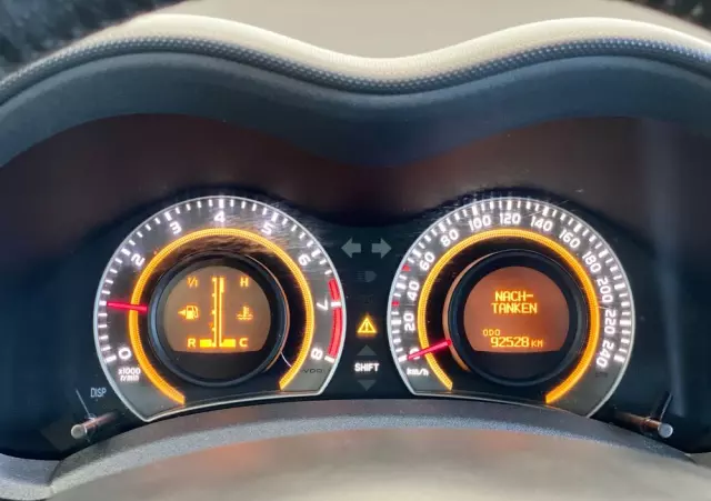 TOYOTA Auris 1.6 Luna