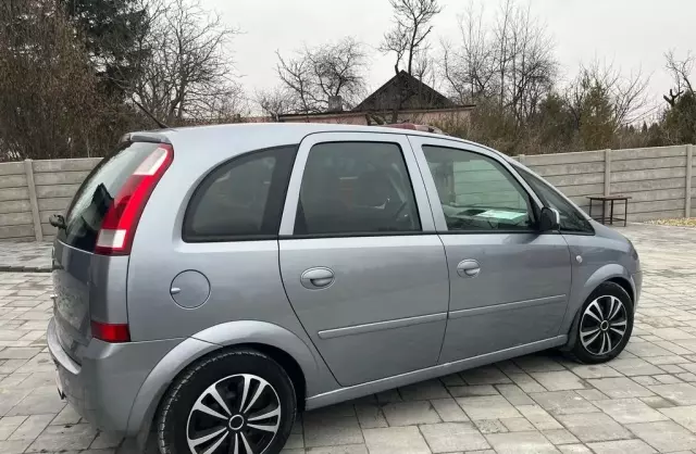 OPEL Meriva 