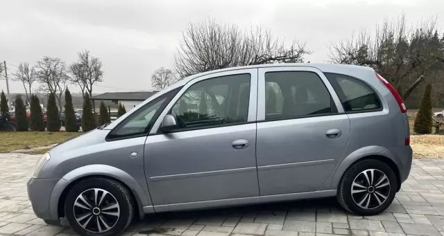 OPEL Meriva 