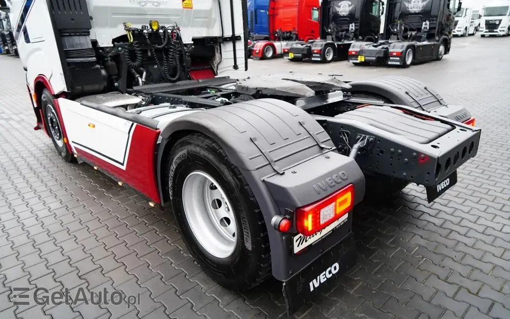 IVECO S-WAY / 510 / RETARDER / KLIMA POSTOJOWA / CAŁA NA PODUSZKACH 